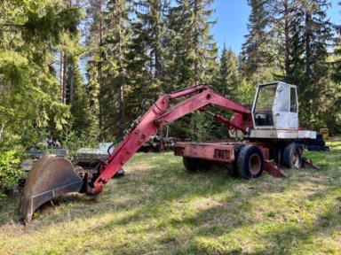 Grävmaskin Poclain TYS 4X4