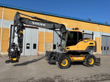 Grävmaskin Volvo EW160D välutrustad - 2013 