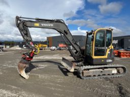 Grävmaskin Volvo ECR 88 Plus  6st redskap 