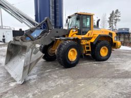 Hjullastare Volvo L110G Med redskap
