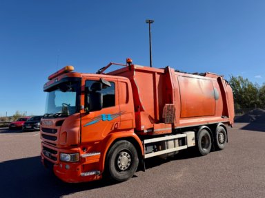 Sopbil 2 - fack sidlastare  Scania P320 JOAB