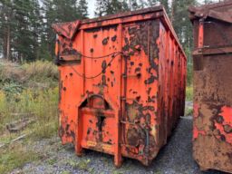 Lastväxlarcontainer med täckning 40 m3
