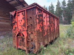 Lastväxlarcontainer med täckning 40 m3