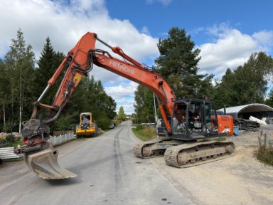 Grävmaskin Hitachi Zaxis 210 LC-6 med maskinstyrning