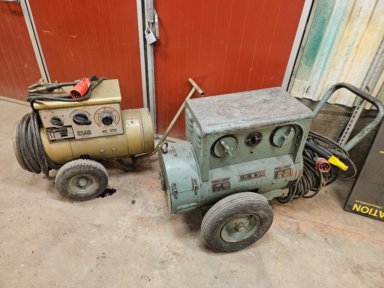 2st Svetsar ESAB K300. ESAB KC375