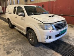 Bil Toyota Hilux 4wd N2