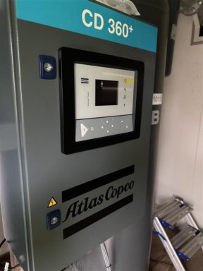 Kompressor Atlas Copco GA 110 VSD+ montert / mounted in 20 ft container.