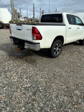 Toyota  Hilux 4wd  2016 modell