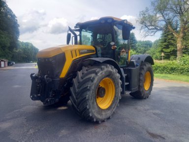 Traktor JCB Fastrac 4220