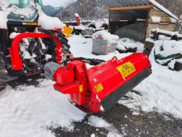 Sideforskyvbar beitepusser, Trincia Giraffa 185
