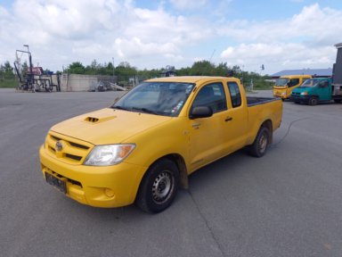 Bil Toyota Hilux Ex.Cab. 2,5d-4d 2wd Pick up.