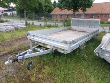 Bil Variant VA2700u4 Maskintrailer.