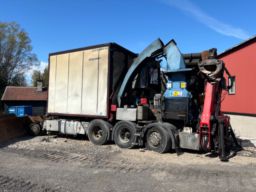 Lastbilschassie flishugg Scania R620 8x4HSA / Bruks 805 