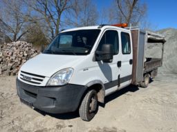 Iveco 35C 15D Varevogn med Dobbeltkabine.