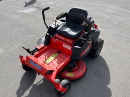 Simplicity Courier SZT110   Græsklipper. 