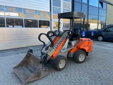 Kompaktlæsser Cast Pixy 25 STD 4 WD. Hydro Teleskop.