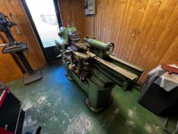 Drejebænk Og Søjleboremaskine / Lathe And Drill