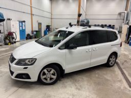 Minibuss Seat Alhambra 2.0 TDI 4Drive DSG FR-line