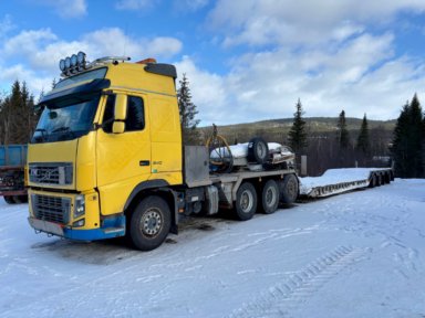 Maskintrailer ekipage Volvo FH 540 6X4