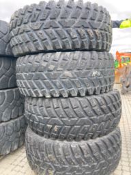 Dekk, 4 stk. med felg.  540/65 R30. 