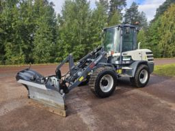 Hjullastare SCHAEFF TL80 Vikplog Sandspridarskopa Planerskopa