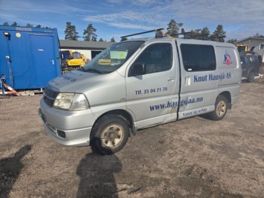 TOYOTA HIACE 4WD 2012 MOD 2,5l 117HK KROK