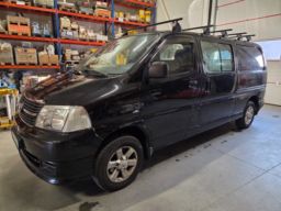 LANG UTGAVE TOYOTA HIACE 2011 MOD 4WD KROK EU OK 