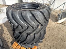 2 dæk med fælge Nokian Excavator 600/50-22,5