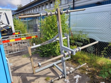 Ställ för kabeltrummor